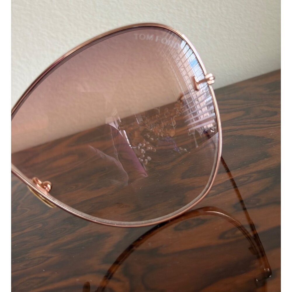 Tom Ford Butterfly Sunglasses Gold & Brown TF842 - Picture 15 of 15